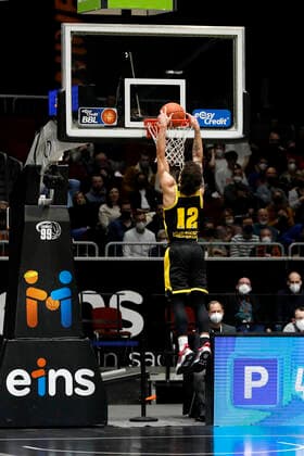 12 02 2022, easyCredit Basketball Bundesliga, BBL, season 2021 2022, men, Chemnitz Niners MHP Riesen Ludwigsburg Jonah Radebaugh, MHP Riesen Ludwigsburg Chemnitz Fair Chemnitz Saxony Germany
