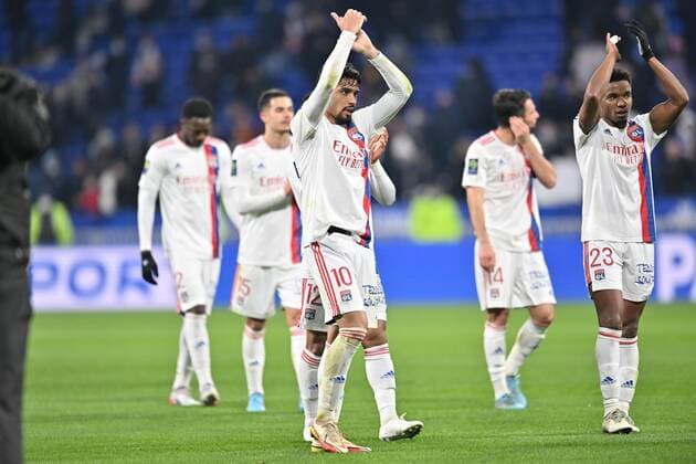 Lucas Paqueta avec Thiago Mendes (lyon) FOOTBALL: Olympique Lyonnais vs OGC Nice - Ligue 1 - 12 02 2022 FredericChambert Panoramic 