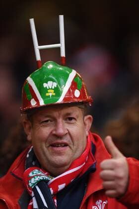 Mandatory Credit: Photo by David Gibson Fotosport Shutterstock (12802089bl) Wales fan gives a thumbs up. Wales v Scotland, Guinness Six Nations Championship 2022, Rugby Union, Principality Stadium, Cardiff, UK - 12 Feb 2022 Wales v Scotland, Guinness Six Nations Championship 2022, Rugby Union, Principality Stadium, Cardiff, UK - 12 Feb 2022  Copyright: xDavidxGibson Fotosport Shutterstockx 12802089bl