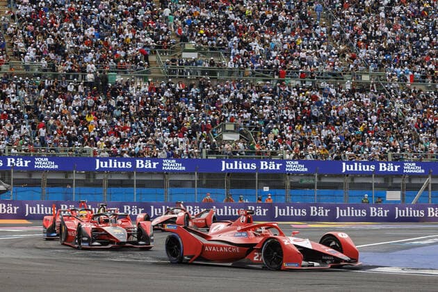 27 DENNIS Jake (gbr), Avalanche Andretti Formula E, BMW iFE.21, action during the 2022 Mexico City ePrix, 2nd meeting of the 2021-22 ABB FIA Formula E World Championship, WM, Weltmeisterschaft on the Autodromo Hermanos Rodriguez from February 10 to 11, in Mexico City, Mexico - AUTO - 2022 FORMULA E Mexico City ePRIX DPPI Panoramic  _LF30923