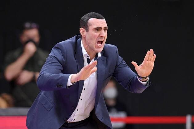 Roel Moors coach, head coach BG Goettingen , Basketball, Bundesliga, BBL, BG Goettingen Ratiopharm Ulm , 12 02 2022, BG Goettingen Ratiopharm Ulm, Basketball, Bundesliga, GER, BBL, 12 02 2022 Goettingen Copyright: xEibner-Pressefotox-xRolandxSippelx