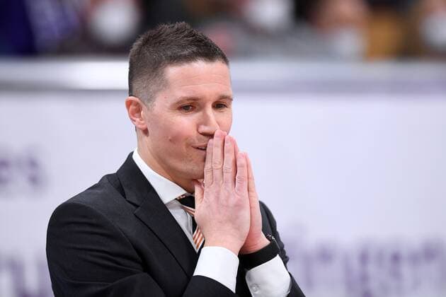 Jaka Lakovic Head Coach, Coach Ratiopharm Ulm , Basketball, Bundesliga, BBL, BG Goettingen Ratiopharm Ulm , 12 02 2022, BG Goettingen Ratiopharm Ulm, Basketball, Bundesliga, GER, BBL, 12 02 2022 Goettingen Copyright: xEibner-Pressefotox-xRolandxSippelx