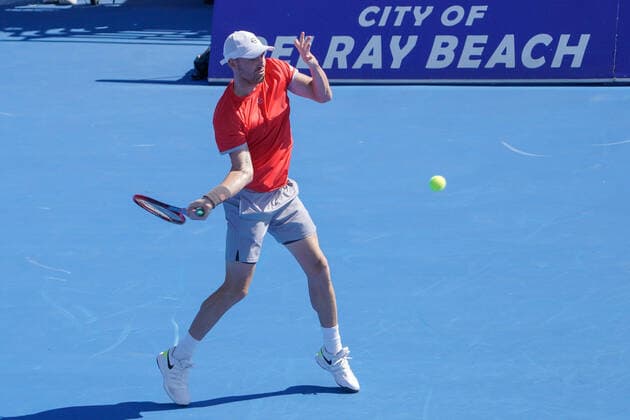 DELRAY BEACH, FL - FEBRUARY 12: Bjorn Frantangelo (USA) competes during the qualifying round of the ATP, Tennis Herren Delray Beach Open on February 12, 2022, at the Delray Beach Stadium & Tennis Center in Delray Beach, Florida.(Photo by Aaron Gilbert Icon Sportswire) TENNIS: FEB 12 Delray Beach Open Icon220212040