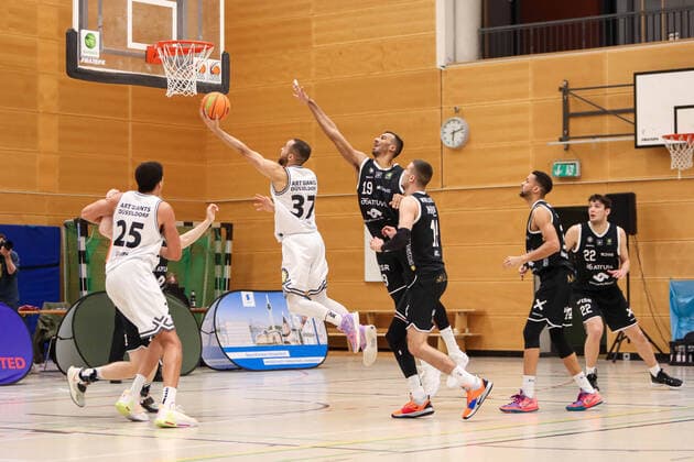 2. Basketball Bundesliga ProB Basketball ART Giants Düsseldorf gegen WWU Baskets Münster, 12.02.2022 ; 2. Basketball Bundesliga ProB Basketball ART Giants Düsseldorf gegen WWU Baskets Münster am 12.02.2022, Duesseldorf. Copyright: xBEAUTIFULxSPORTS KennyxBeelex