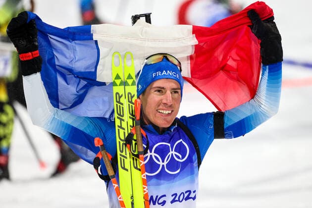 OLYMPICS - Winter Olympic Games, Olympische Spiele, Olympia, OS Beijing 2022 ZHANGJIAKOU,CHINA,13.FEB.22 - OLYMPICS, BIATHLON - Winter Olympic Games Beijing 2022, 12.5km pursuit, men. Image shows the rejoicing of Quentin Fillon Maillet (FRA).  GEPAxpictures xMaticxKlansek