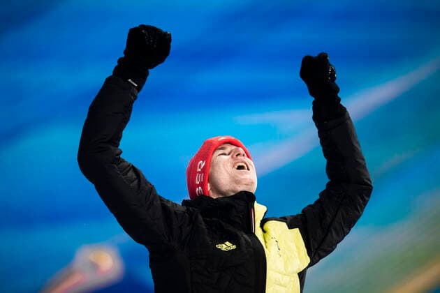 220213 Karl Geiger of Germany celebrates at the medal ceremony for men s ski jumping large hill individual during day 9 of the 2022 Winter Olympics on February 13, 2022 in Zhangjiakou Photo Jon Olav Nesvold BILDBYRAN COP 217 JE0041 olympic games olympics winter olympics os ol olympiska spel Winter Olympics Beijing Beijing 2022 Beijing 2022 Beijing 2022 Olympic Games Beijing 2022 Winter Olympic Games Beijing Os Beijing ol Winter ol 9 bbeng norway cheer gold,  Copyright: JONxOLAVxNESVOLD BB220213JE123