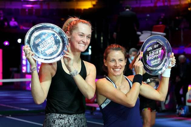 Tennis, WTA-Turnier in Sankt Petersburg, Doppel Finale, Rosolska, Routliffe - Kalinska, McNally The Russian Federation. Saint Petersburg. Sibur Arena. Tennis. St. Petersburg Ladies Trophy 2022. Double final. Alicia Rosolska, Erin Rutliff, Anna Kalinska, Kathy McNally. AlexanderxKulebyakin