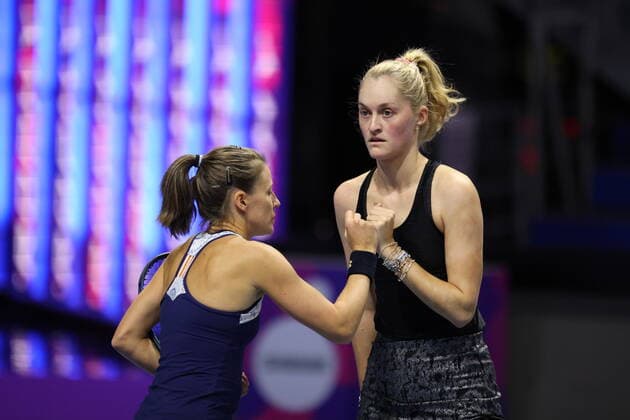 Alisja Rosolska of Poland, Erin Routliffe of New Zealand play against Catherine Mcnally of USA, Anna Kalinskaya of Russia during the St.Petersburg Ladies Trophy 2022 tennis tournament. Final score: (Catherine Mcnally, Anna Kalinskaya 2-1 Alisja Rosolska, Erin Routliffe) MaksimxKonstantinov