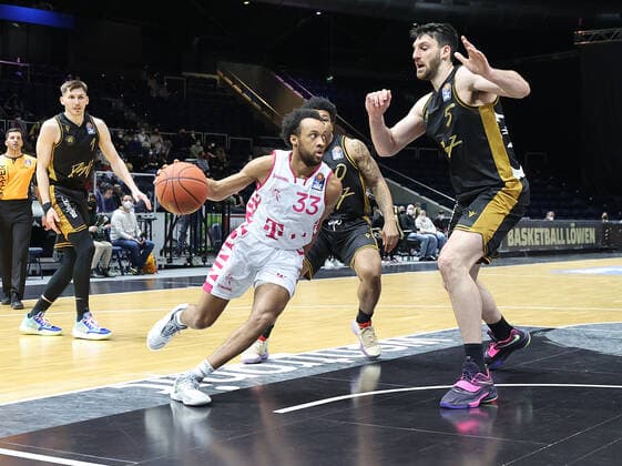 Basketball, BBL, Löwen Braunschweig - Telekom Baskets Bonn