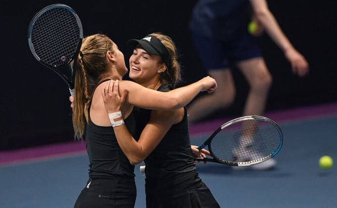 Russia Tennis St.Petersburg Ladies Trophy 2022 8113648 13.02.2022 Russia s Anna Kalinskaya and Caty McNally, of the United States, celebrate the victory in the women s doubles tennis final match at the St. Petersburg Ladies Trophy 2022 tennis tournament in St.Petersburg, Russia. Alexei Danichev Sputnik St. Petersburg Russia  Copyright: xAlexeixDanichevx