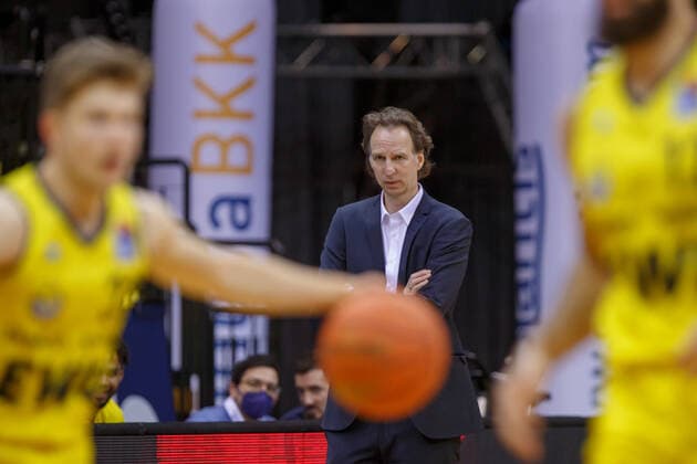 Oldenburg, Lower Saxony, DEU, 13 02 2022, Head Coach Ingo Freyer EWE Baskets Oldenburg EWE Baskets Oldenburg vs Syntainics MBC 1 Basketball Bundesliga Saison 2021 2022, 21 Spieltag, Grosse EWE Arena EWE Baskets Oldenburg vs Syntainics MBC