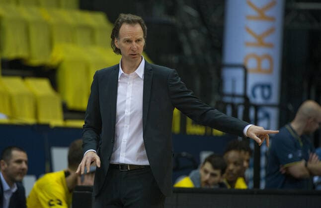 GER, Basketball,easy Credit BBL, EWE Baskets Oldenburg vs SYNTAINICS MBC 13 02 2022, EWE Arena, Oldenburg, GER, easy Credit BBL, EWE Baskets Oldenburg vs SYNTAINICS MBC , pictured on the sidelines Ingo FREYER EWE Baskets Oldenburg Head Coach Trainer nordphotoxRojahn nph00310