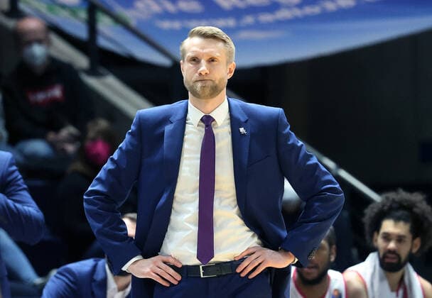 Head coach Tuomas Lisalo Telekom Baskets Bonn