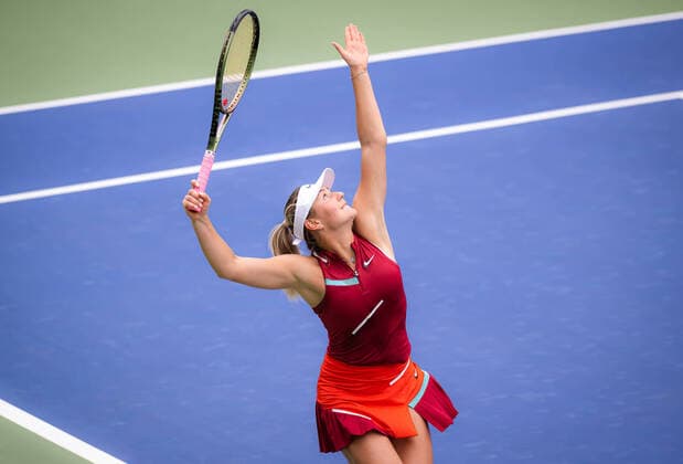 February 13, 2022, DUBAI, UNITED ARAB EMIRATES: Marta Kostyuk of Ukraine in action during the second round of qualifications at the 2022 Dubai Duty Free Tennis Championships WTA, Tennis Damen 1000 tennis tournament against Diane Parry of France DUBAI UNITED ARAB EMIRATES - ZUMAa181 20220213_zaa_a181_164 Copyright: xRobxPrangex