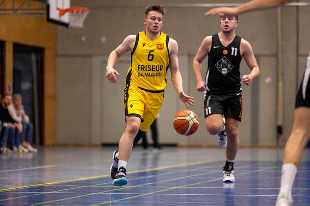 Daniel Zacek (SV 03 Tigers Tuebingen, 6)¨¨SV 03 Tigers Tuebingen vs. TSG Reutlingen Ravens, 1. Regionalliga, 1. Regionalliga Suedwest, 15. Spieltag, Spielzeit 2021 2022, 13.02.2022, ¨¨ SV 03 Tigers Tuebingen - TSG Reutlingen Ravens, 1. Regionalliga, 1. Regionalliga Suedwest, 15. Spieltag, Spielzeit 2021 2022, 13.02.2022 Tuebingen Copyright: xDennisxDuddek xEibnerxPressefotox EP_DDK