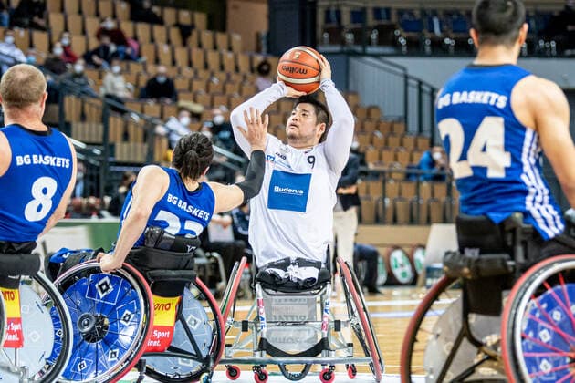 Wheelchair Basketball Bundesliga RSV Lahn Dill BG Baskets Hamburg, 12 02 22 Hiroaki Kozai 9 RSV Lahn Dill , Saman Balaghi 23 BG Baskets Hamburg , Nikolaus Classen 8 BG Baskets Hamburg , Mojtaba Kamali 24 BG Baskets Hamburg Wheelchair Basketball Bundesliga RSV Lahn Dill BG Baskets Hamburg Wetzlar, 12 02 22 Copyright: xBEAUTIFULxSPORTS Roeczeyx