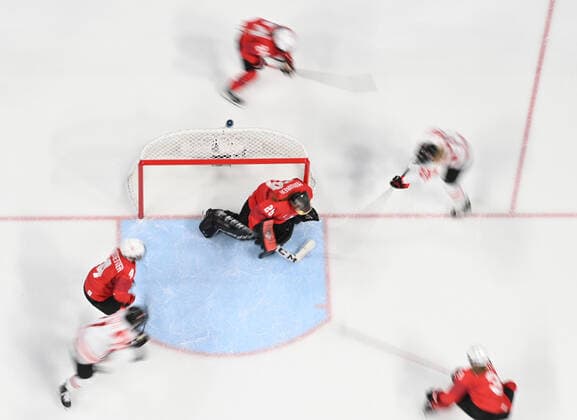 (220214) -- BEIJING, Feb. 14, 2022 -- Saskia Maurer (C) of Switzerland guards the gate during the Ice hockey, Eishockey women s semifinal of Beijing 2022 Winter Olympics at Wukesong Sports Centre in Beijing, capital of China, Feb. 14, 2022. ) (XHTP)(BEIJING2022)CHINA-BEIJING-OLYMPIC Winter games, Winterspiele,Spiele, Summer games ICE HOCKEY-SEMIFINAL-CAN VS SUI (CN) MengxYongmin 