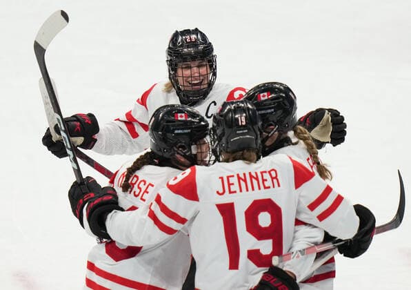 (220214) -- BEIJING, Feb. 14, 2022 -- Athletes of Canada celebrate scoring during the Ice hockey, Eishockey women s play-off semifinal between Canada and Switzerland at Wukesong Sports Centre in Beijing, capital of China, Feb. 14, 2022. ) (BEIJING2022)CHINA-BEIJING-OLYMPIC Winter games, Winterspiele,Spiele, Summer games ICE HOCKEY-WOMEN S PLAYOFF SEMIFINAL-CANADA VS SWITZERLAND (CN) MengxYongmin 