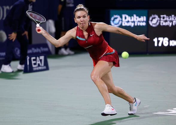 Simona Halep Tennis Dubai Tennis Championships 2022 WTA Dubai Duty Free Tennis Stadium Dubai United Arab Emirates 14 February 2022 Copyright: xJuergenxHasenkopfx