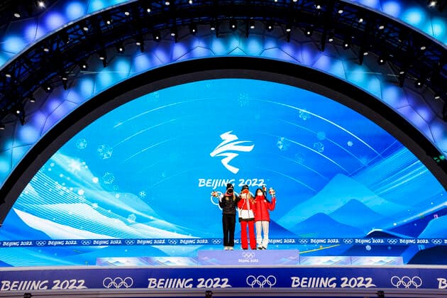 OLYMPICS - Winter Olympic Games, Olympische Spiele, Olympia, OS Beijing 2022 BEIJING,CHINA,15.FEB.22 - OLYMPICS, SNOWBOARDING - Winter Olympic Games Beijing 2022, Big Air, ladies, award ceremony. Image shows Zoi Sadowski Synnott (NZL), Anna Gasser (AUT) and Kokomo Murase (JPN). Keywords: medal. GEPAxpictures xPatrickxSteiner