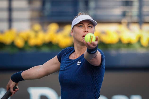 Vera Zvonareva Tennis Dubai Tennis Championships 2022 WTA Dubai Duty Free Tennis Stadium Dubai United Arab Emirates 15 February 2022 Copyright: xJuergenxHasenkopfx