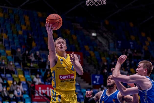 easycredit BBL, Fraport Skyliners vs Alba Berlin, Frankfurt, Fraport Arena, 15 2 2022 Luke Sikma Alba Berlin 43 , Fraport Skyliners vs Alba Berlin, Frankfurt, Fraport Arena, 15 2 2022 Copyright: xBEAUTIFULxSPORTS Gawlikx