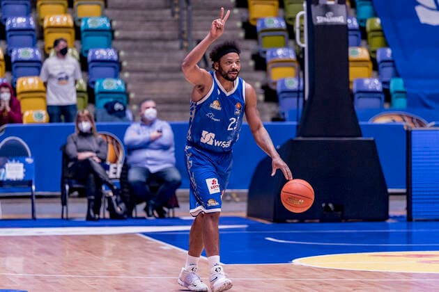 easycredit BBL, Fraport Skyliners vs Alba Berlin, Frankfurt, Fraport Arena, 15 2 2022 Quantez Robertson Fraport Skyliners 23 , Fraport Skyliners vs Alba Berlin, Frankfurt, Fraport Arena, 15 2 2022 Copyright: xBEAUTIFULxSPORTS Gawlikx
