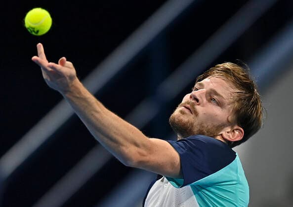 (220216) -- DOHA, Feb. 16, 2022 -- David Goffin of Belgium serves to Emil Ruusuvuori of Finland during the first round of ATP, Tennis Herren Qatar Open Tennis match at the Khalifa International Tennis Complex in Doha, capital of Qatar, Feb. 15, 2022. (Photo by Xinhua) (SP)QATAR-DOHA Table tennis, Tischtennis ATP QATAR OPEN-FIRST ROUND Nikku 
