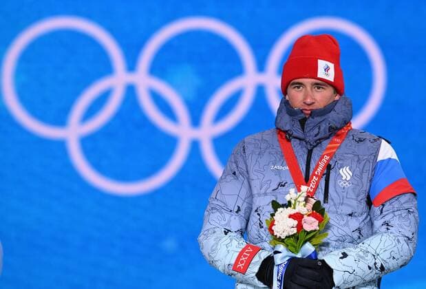 BEIJING 2022, Biathlon, 4x7,5km Staffel M?nner, Siegerehrung China Olympics 2022 Medal Ceremony 8116945 16.02.2022 Bronze medalist Russian Olympic Committee s Said Karimulla Khalili poses during an award ceremony for the biathlon men s 4x7.5 km relay event during the Beijing 2022 Winter Olympic Games, Olympische Spiele, Olympia, OS at the Medals Plaza in Zhangjiakou, China. Alexey Filippov Sputnik Beijing China  Copyright: xAlexeyxFilippovx