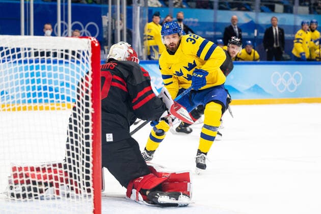 220216 Lukas Bengtsson of Sweden in the mens ice hockey quarterfinal between Sweden and Canada during day 12 of the 2022 Winter Olympics on February 16, 2022 in Beijing Photo Maxim Thore BILDBYRAN kod MT MT0326 ice hockey ice hockey olympic games olympics winter olympics os ol olympiska Winter Olympics Beijing Beijing 2022 Beijing 2022 Beijing 2022 2022 Olympic Games Beijing 2022 Winter Olympics Beijing Os Beijing ol winter ol 12 bbeng quarter final sweden canada,  Copyright: MAXIMxTHORE BB220216MT135