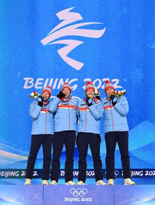 (220216) -- ZHANGJIAKOU, Feb. 16, 2022 -- Gold medalists of Norway pose during the awarding ceremony of biathlon men s 4x7.5km relay at Zhangjiakou Medals Plaza of the Winter Olympics in Zhangjiakou, north China s Hebei Province, Feb. 16, 2022. ) (BEIJING2022)CHINA-ZHANGJIAKOU-OLYMPIC Winter games, Winterspiele,Spiele, Summer games AWARDING CEREMONY-BIATHLON (CN) FengxKaihua 
