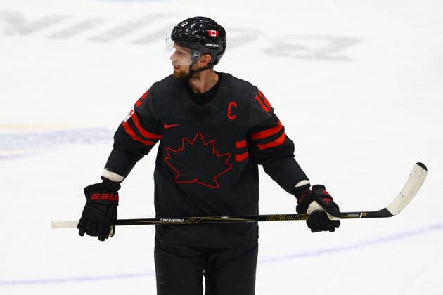 February 16, 2022, Beijing, Hebei, China: Captain ERIC STAAL of Canada during the Ice hockey, Eishockey Men s Play-offs Quarterfinals game between Sweden and Canada on February 16th in Beijing, China BEIJING 2022: DAY 12: MEN ICE HOCKEY: QUARTERFINALS: SWE v CAN  - ZUMAc179 20220216_zep_c179_128 Copyright: xMickaelxChavetx