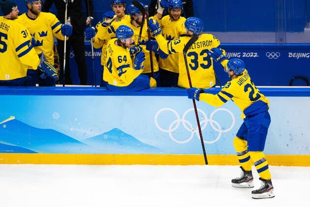 220216 Lucas Wallmark of Sweden celebrates the 1 0 goal in the mens ice hockey quarterfinal between Sweden and Canada during day 12 of the 2022 Winter Olympics on February 16, 2022 in Beijing Photo Mathias Bergeld BILDBYRAN kod MB MT0326 ice hockey ice hockey olympic games olympics winter olympics os ol olympic games winter os olympic games peking peking 2022 beijing 2022 beijing 2022 olympic games beijing 2022 winter olympic games peking os beijing ol winter ol 12 bbeng quarter final sweden canada cheer,  Copyright: MATHIASxBERGELD BB220216MB083