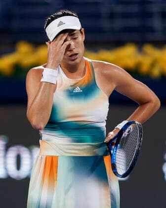 Garbine Muguruza reacts disappointed, Disappointment, Emotion Tennis Dubai Tennis Championships 2022 WTA Dubai Duty Free Tennis Stadium Dubai United Arab Emirates 16 February 2022 Copyright: xJuergenxHasenkopfx