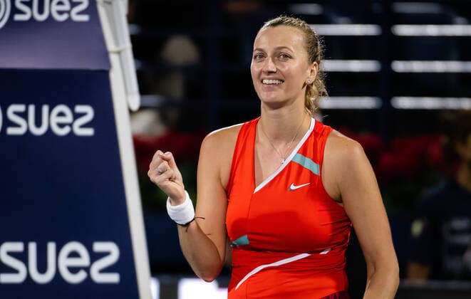 February 16, 2022, DUBAI, UNITED ARAB EMIRATES: Petra Kvitova of the Czech Republic in action during the second round of the 2022 Dubai Duty Free Tennis Championships WTA, Tennis Damen 1000 tennis tournament against Aryna Sabalenka of Belarus DUBAI UNITED ARAB EMIRATES - ZUMAa181 20220216_zaa_a181_076 Copyright: xRobxPrangex