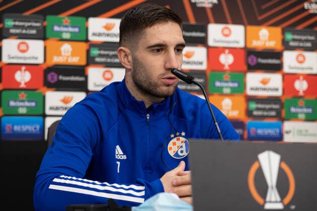 Dinamo Zagreb press conference, PK, Pressekonferenz and training, UEFA Europa League, Seville, Spain Seville, Spain. 16th, February 2022. Luka Ivanusec of Dinamo Zagreb seen during the press conference ahead of the UEFA Europa League quarter-final between Sevilla FC and Dinamo Zagreb in Seville. Seville Andalusia Spain  Copyright: xGonzalesxPhoto MarioxDiazxRaserox