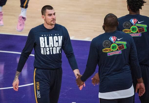 Juancho Hernangomez 41 of the Utah Jazz warmups prior to the NBA, Basketball Herren, USA game between Los Angeles Lakers and Utah Jazz, at Crypto.com Arena in Los Angeles, California, United States, 16 February 2022. Los Angeles Lakers vs. Utah Jazz !ACHTUNG: NUR REDAKTIONELLE NUTZUNG!  Copyright: xJavierxRojasx AME6432 20220217-3d7a119a7cba5ee0e4ed1deec5b448862d744431