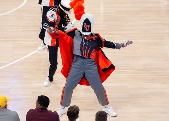 OKLAHOMA CITY, OK - FEBRUARY 16: Langston University Marching Band performing halftime of the Oklahoma City Thunder versus San Antonio Spurs on February 16, 2022, at the Paycom Center in Oklahoma City, Oklahoma. (Photo by Torrey Purvey Icon Sportswire) NBA, Basketball Herren, USA FEB 16 Spurs at Thunder Icon190721080977