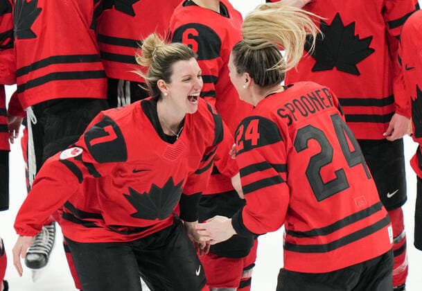 (220217) -- BEIJING, Feb. 17, 2022 -- Laura Stacey (L) and Natalie Spooner of Canada celebrate after the Ice hockey, Eishockey women s gold medal game of Beijing 2022 Winter Olympics between Canada and the United States at Wukesong Sports Centre in Beijing, capital of China, Feb. 17, 2022. ) (XHTP)(BEIJING2022)CHINA-BEIJING-OLYMPIC Winter games, Winterspiele,Spiele, Summer games ICE HOCKEY-WOMEN S GOLD MEDAL GAME-CAN VS USA (CN) MengxYongmin 