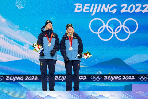 220217 Maja Dahlqvist and Jonna Sundling of Sweden with their silver medals at the medal ceremony for women s cross country skiing team sprint during day 13 of the 2022 Winter Olympics on February 17, 2022 in Zhangjiakou Photo Vegard Grott BILDBYRAN kod VG JM0291 bbeng olympic games olympics Winter Olympics Olympic Games Winter Olympics Beijing Olympic Games Beijing Beijing 2022 Beijing 2022 Beijing 2022 Olympic Games Beijing 2022 Winter Olympic Games Beijing Os Beijing Olympics Winter Olympics Medal Ceremony Medal Ceremony Sprint Team Sprint Sweden Silver Jubilation,  Copyright: VEGARDxGRoTT BB220217VG006
