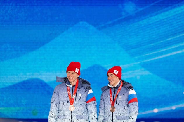 220217 Alexander Bolshunov and Alexander Terentev ROC Russia with their bronze medals at the medal ceremony for men s cross country skiing team sprint during day 13 of the 2022 Winter Olympics on February 17, 2022 in Zhangjiakou Photo Vegard Grott BILDBYRAN kod VG JM0291 bbeng olympic games olympics winter olympics os ol olympic games winter os olympics peking peking Beijing 2022 beijing 2022 beijing 2022 olympic games beijing 2022 winter olympic games beijing os beijing ol winter ol medal ceremony medal ceremony cheer russia bronze bronze,  Copyright: VEGARDxGRoTT BB220217VG029