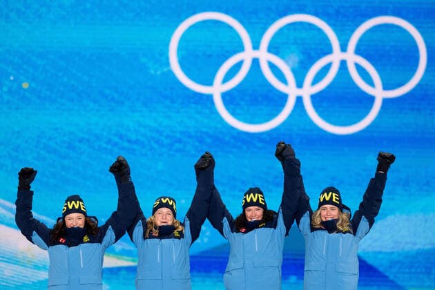 220217 Linn Persson, Mona Brorsson, Hanna Öberg and Elvira Öberg of Sweden at the medal ceremony for women s biathlon 4 x 6 km relay during day 13 of the 2022 Winter Olympics on February 17, 2022 in Zhangjiakou Photo Vegard Grott BILDBYRAN kod VG JM0291 bbeng olympic games olympics winter olympics os ol olympics winter o olympics peking peking beijing 2022 beijing 2022 beijing 2022 olympic games beijing 2022 winter olympic games beijing os beijing ol winter ol medal ceremony medal ceremony biathlon relay cheers sweden,  Copyright: VEGARDxGRoTT BB220217VG041