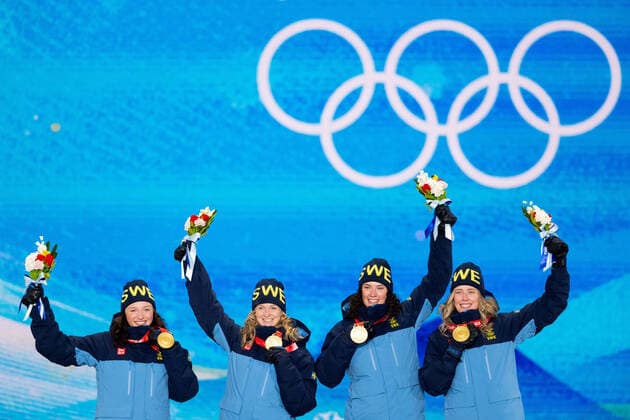 220217 Linn Persson, Mona Brorsson, Hanna Öberg and Elvira Öberg of Sweden with their gold medals at the medal ceremony for women s biathlon 4 x 6 km relay during day 13 of the 2022 Winter Olympics on February 17, 2022 in Zhangjiakou Photo Vegard Grott BILDBYRAN code VG JM0291 bbeng olympic games olympics winter olympics os ol olympic games winter os olympics leek Beijing 2022 beijing 2022 beijing 2022 olympic games beijing 2022 winter olympic games peking os beijing ol winter ol medal ceremony medal ceremony biathlon relay cheer sweden gold gold medal,  Copyright: VEGARDxGRoTT BB220217VG042