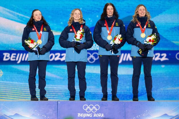 220217 Linn Persson, Mona Brorsson, Hanna Öberg and Elvira Öberg of Sweden with their gold medals at the medal ceremony for women s biathlon 4 x 6 km relay during day 13 of the 2022 Winter Olympics on February 17, 2022 in Zhangjiakou Photo Vegard Grott BILDBYRAN code VG JM0291 bbeng olympic games olympics winter olympics os ol olympic games winter os olympics leek Beijing 2022 beijing 2022 beijing 2022 olympic games beijing 2022 winter olympic games peking os beijing ol winter ol medal ceremony medal ceremony biathlon relay cheer sweden gold gold medal,  Copyright: VEGARDxGRoTT BB220217VG044