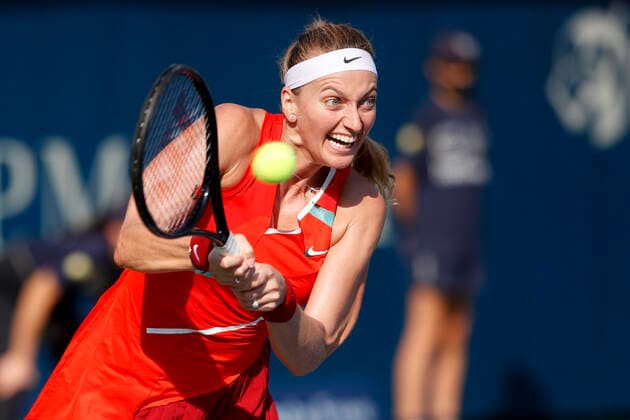 Petra Kvitova CZE Tennis Dubai Tennis Championships 2022 WTA Dubai Duty Free Tennis Stadium Dubai United Arab Emirates 17 February 2022 Copyright: xJuergenxHasenkopfx