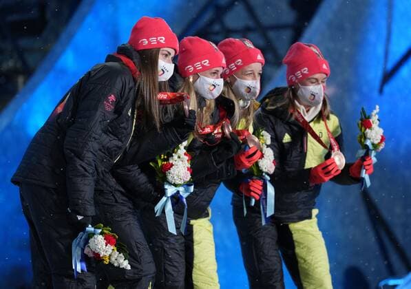 China Olympics 2022 Medal Ceremony 8118191 17.02.2022 Bronze medalists Germany s Vanessa Hinz, Franziska Preuss and Denise Herrmann and Vanessa Voigt pose during an award ceremony for the biathlon woman s 4x6 km relay event of the Beijing 2022 Winter Olympic Games, Olympische Spiele, Olympia, OS at the Medals Plaza in Zhangjiakou, China. Pavel Bednyakov Sputnik Zhangjiakou China  Copyright: xPavelxBednyakovx