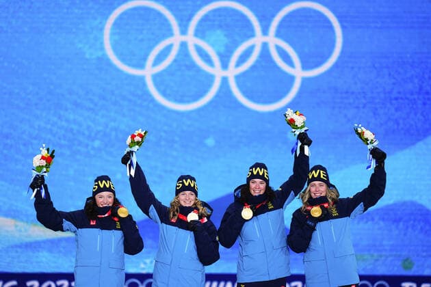 (220217) -- ZHANGJIAKOU, Feb. 17, 2022 -- Gold medalists of Sweden pose during the awarding ceremony of biathlon women s 4x6km relay at Zhangjiakou Medals Plaza of the Winter Olympics in Zhangjiakou, north China s Hebei Province, Feb. 17, 2022. ) (BEIJING2022)CHINA-ZHANGJIAKOU-OLYMPIC Winter games, Winterspiele,Spiele, Summer games AWARDING CEREMONY-BIATHLON (CN) XuxChang 