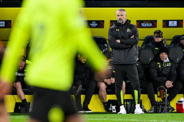 Europa League, Play Off Borussia Dortmund Glasgow Rangers 17 02 2022 at Signal Iduna Park in Dortmund Dortmund s head coach Marco Rose on the sidelines, Copyright: xChristopherxNeundorfx