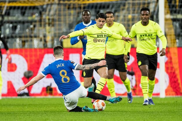 UEFA Europa League, Borussia Dortmund Rangers FC 17 02 2022 Ryan Jack Rangers FC, 8 , Mahmoud Dahoud Borussia Dortmund, 8 UEFA Europa League, Borussia Dortmund Rangers FC, Dortmund, SIGNAL IDUNA PARK REGULATES PROHIBIT ANY USE OF PHOTOGRAPHS AS IMAGE SEQUENCES AND OR QUASI VIDEO Copyright: xBEAUTIFULxSPORTS Wunderlx