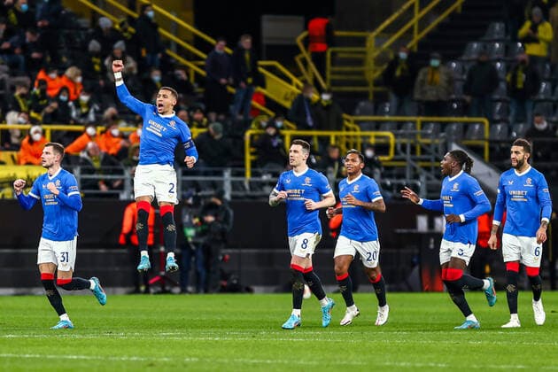 Goal, goal celebration, to 0 1 by James Tavernier Glasgow Rangers FC, 02 , GER, Borussia Dortmund BVB vs Glasgow Rangers FC, K o Runden Play off, Europa League, Spielzeit 2021 2022, 17 02 2022, DFB DFL regulations prohibit any use of photographs as image sequences and or quasi video , GER, Borussia Dortmund BVB vs Glasgow Rangers FC, K o Runden Play off, Europa League, Spielzeit 2021 2022, 17 02 2022 Dortmund Copyright: xEibner-Pressefoto GabrielxBoiax EP_EEP